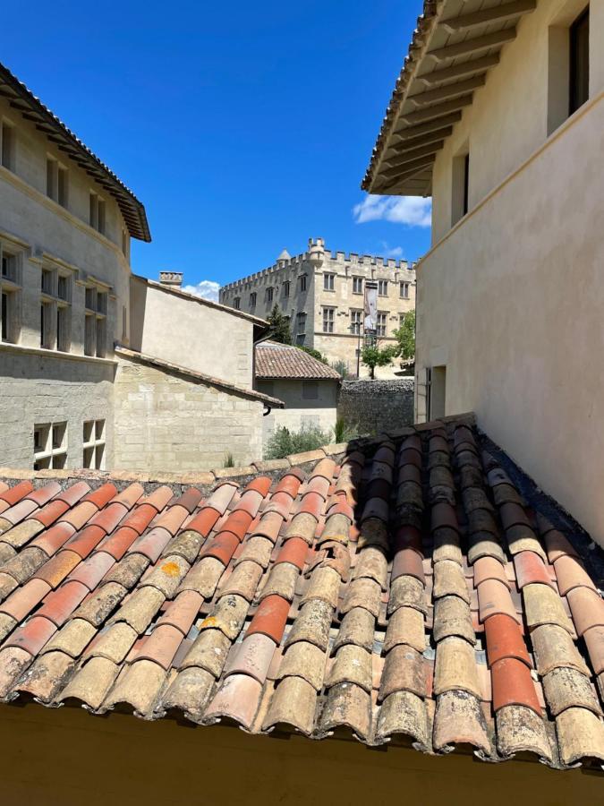 Appartement Aux Pieds Du Palais Des Papes. Avignone Esterno foto